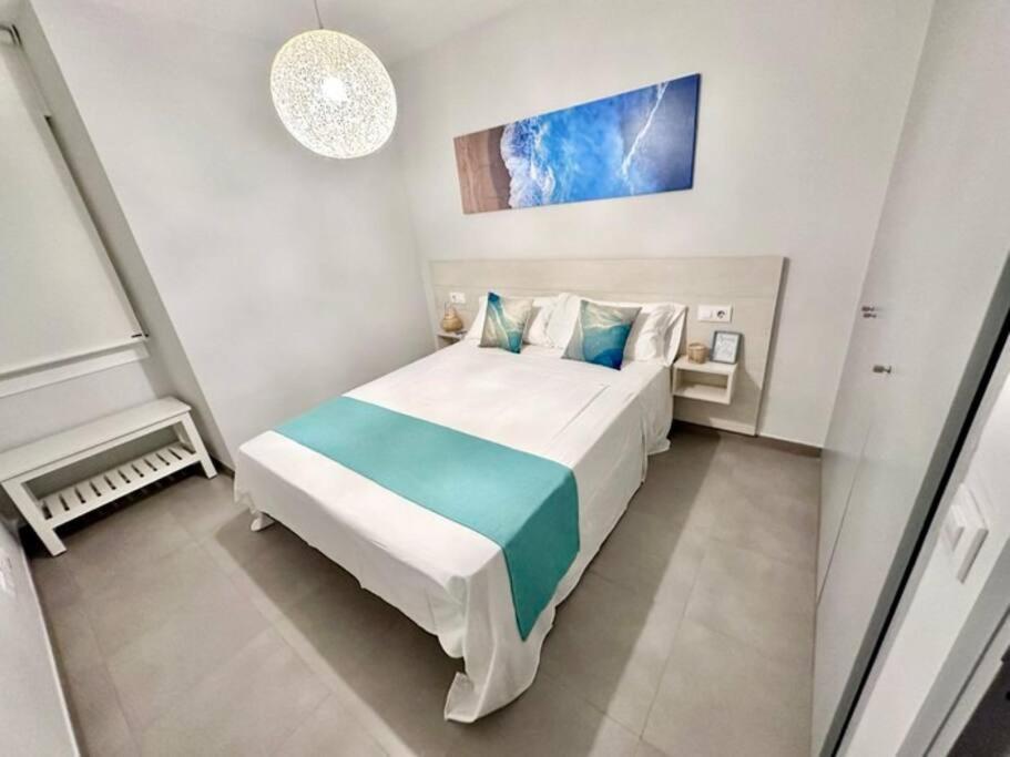 Roses Apartments - Marivent Экстерьер фото