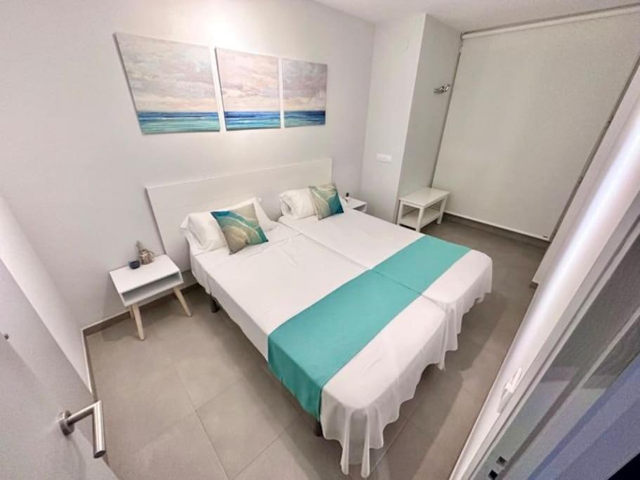 Roses Apartments - Marivent Экстерьер фото